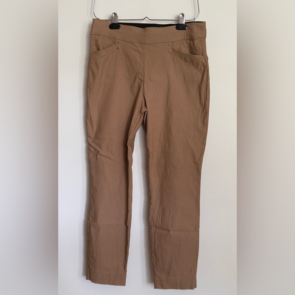 Women's Cropped Tan Pants